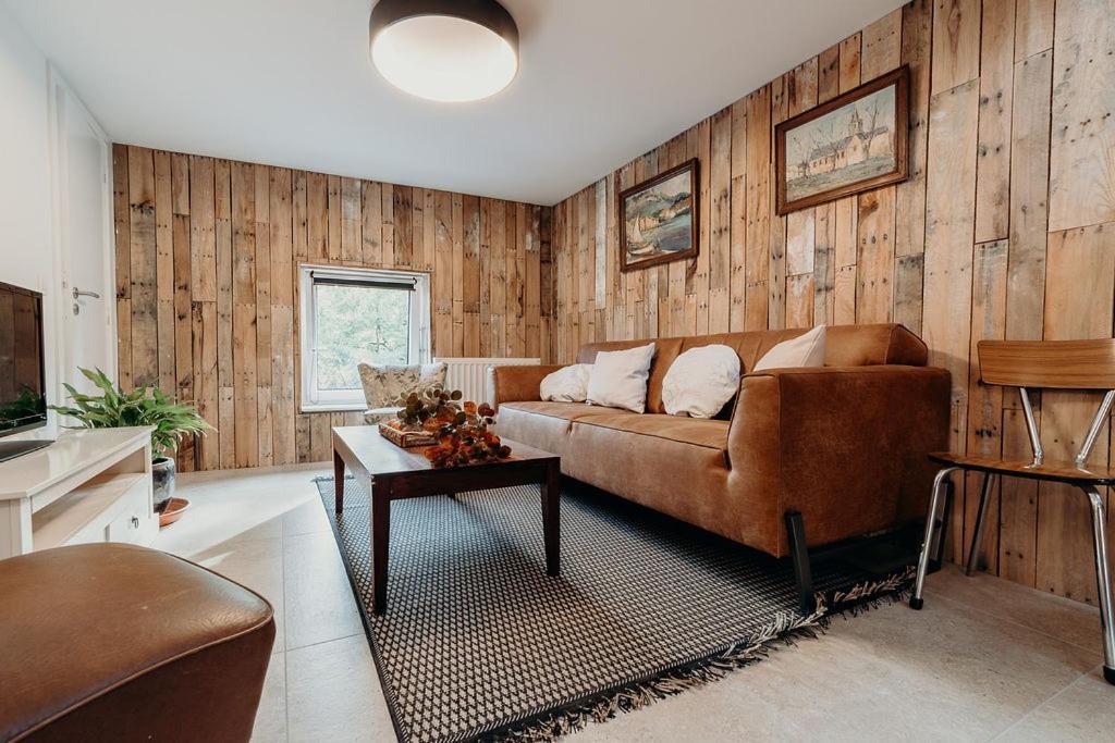Aux Larges Pierres Apartment Anhee ภายนอก รูปภาพ